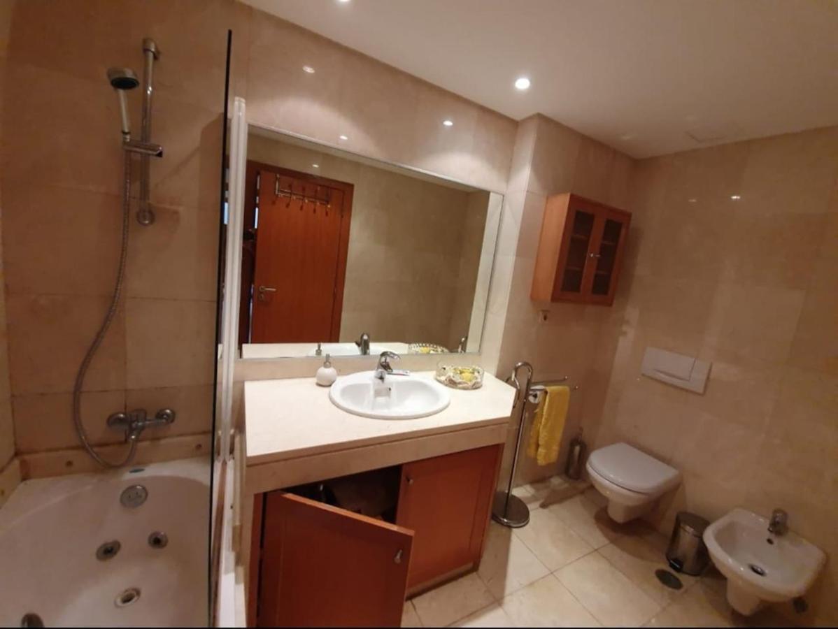 T1 Sea & Pool Leilighet Caxias Eksteriør bilde
